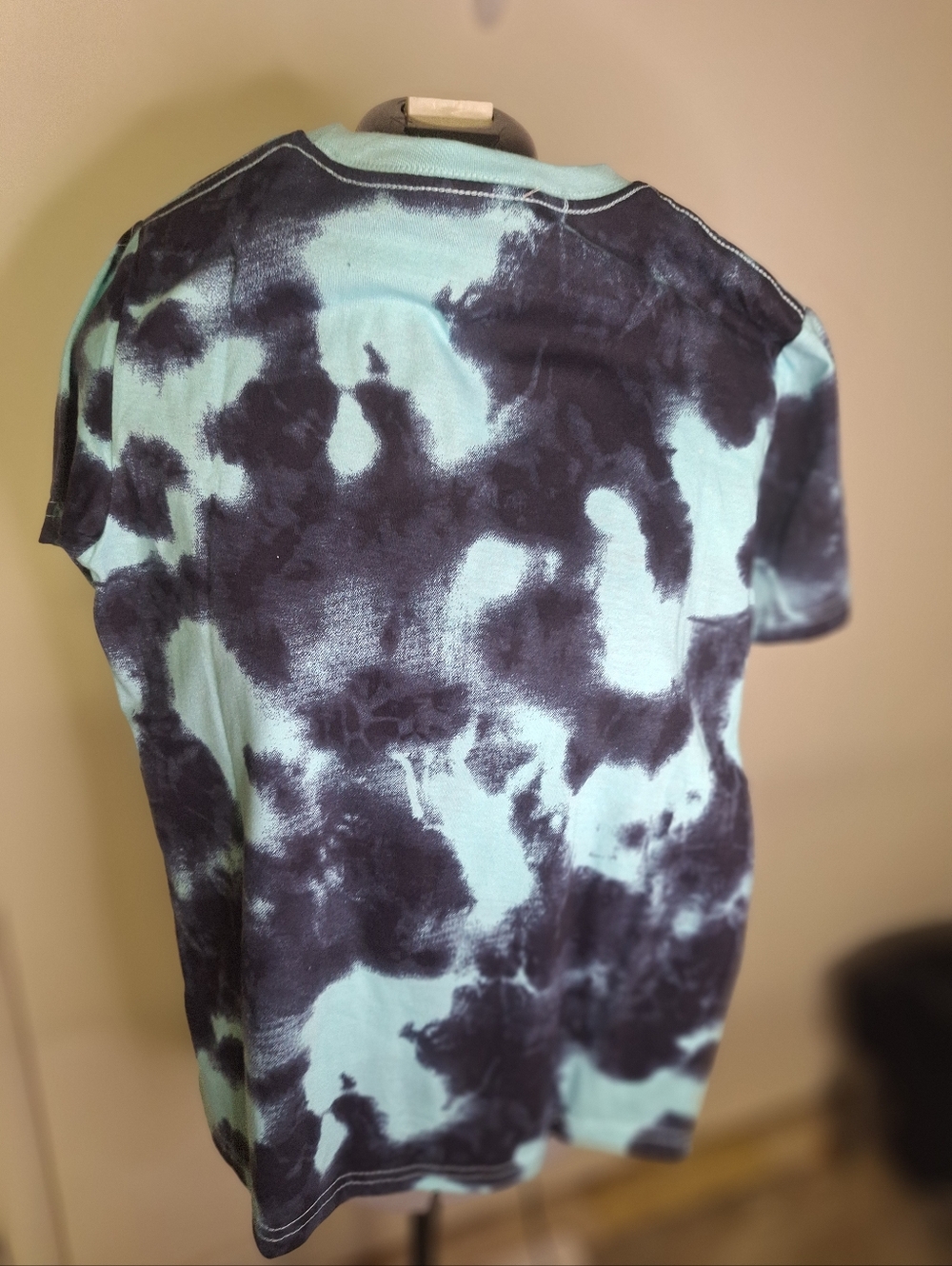 Hurley Boys Tie-Dye Short Sleeve Tee - Aqua & Black Size Med - Picture 2 of 4